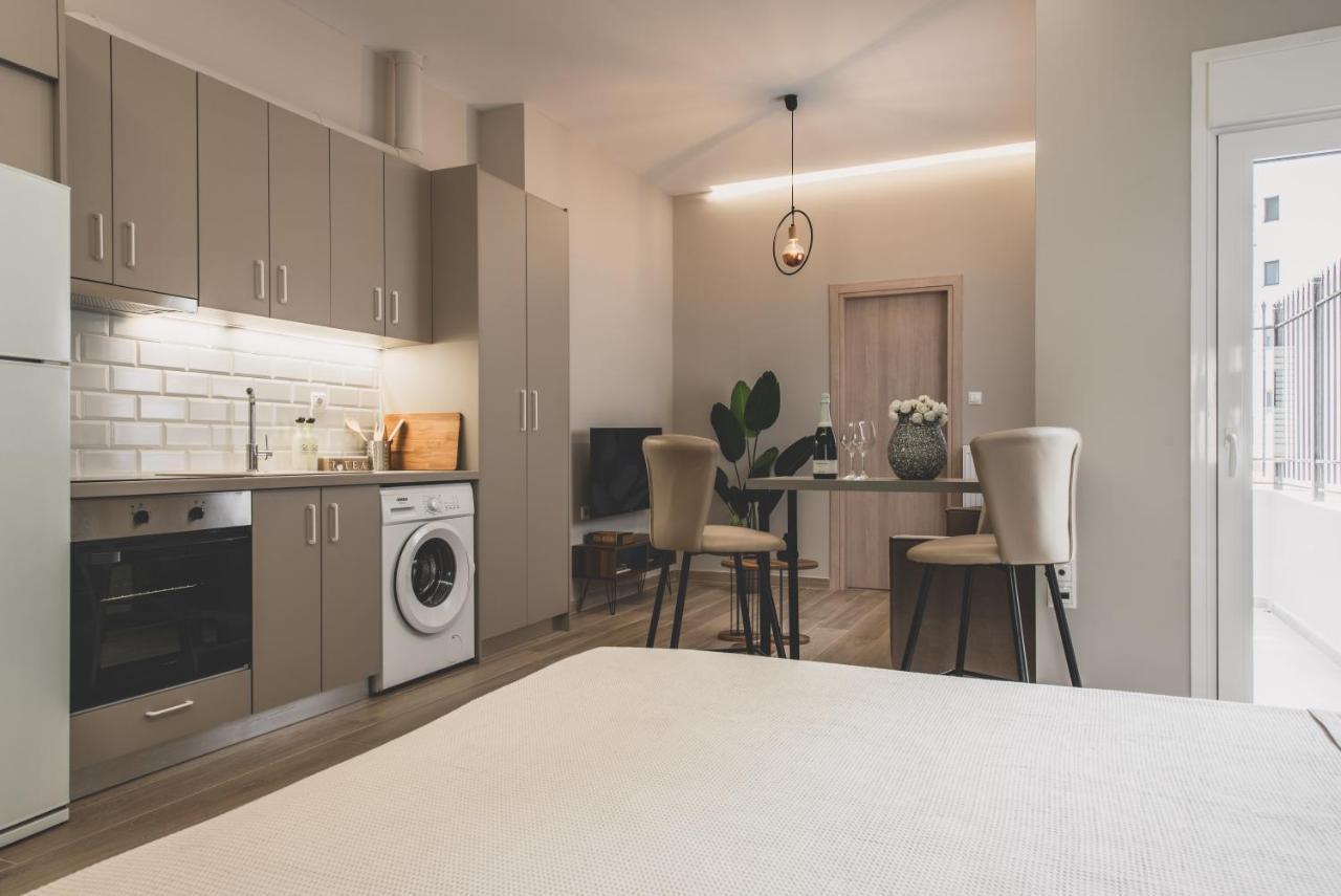 Ederlezi Habitat Apartments พีเรียส ภายนอก รูปภาพ