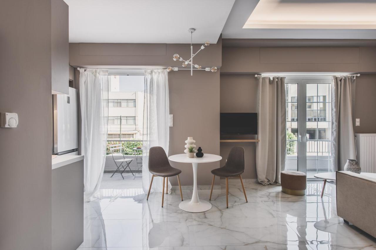 Ederlezi Habitat Apartments พีเรียส ภายนอก รูปภาพ