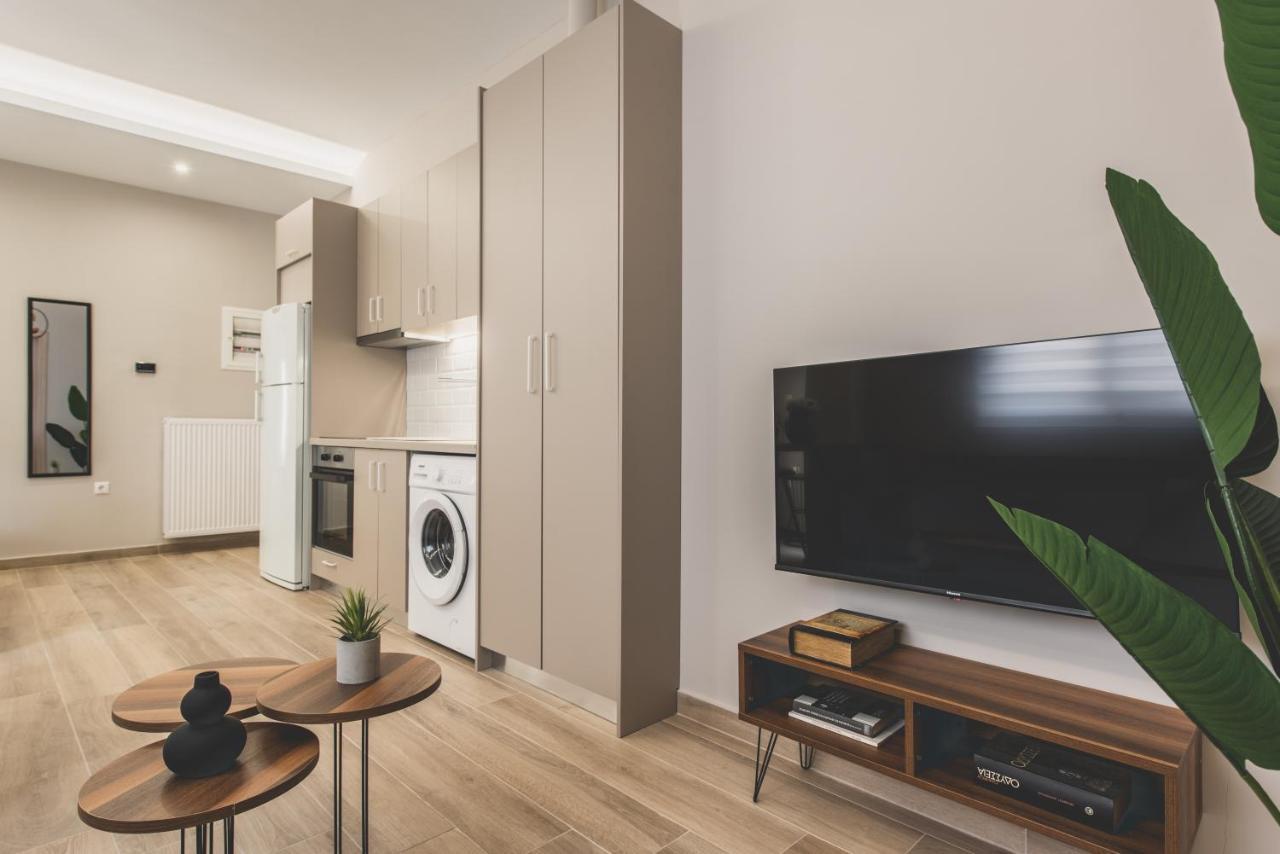 Ederlezi Habitat Apartments พีเรียส ภายนอก รูปภาพ